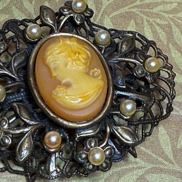 Antique Victorian Filigree Cameo Silhouette Brooch Pin Pearl Accents - Picture 4 of 6